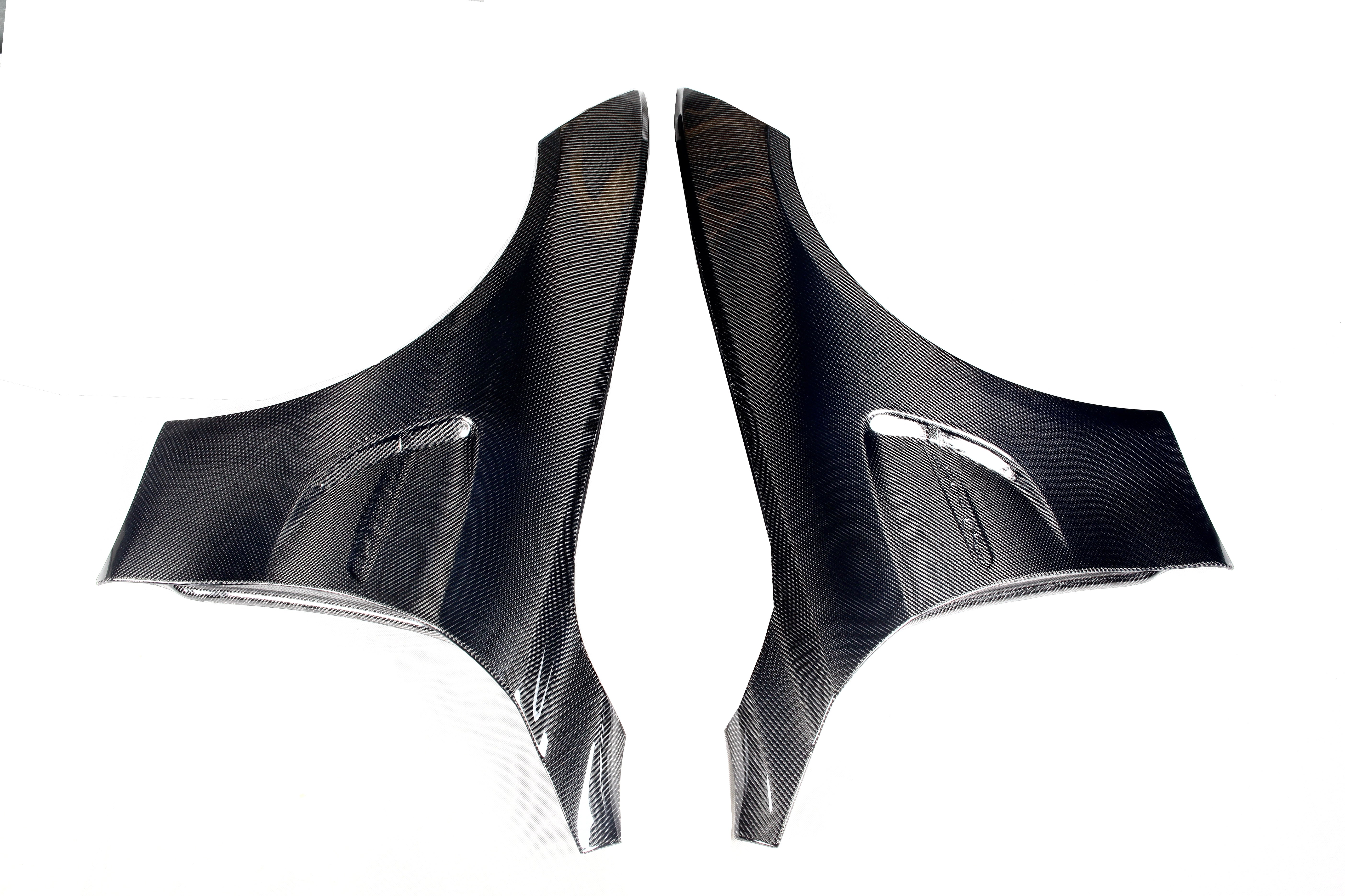 Dry Carbon Fiber OEM Style Fenders - F80 M3 | F82/F83 M4