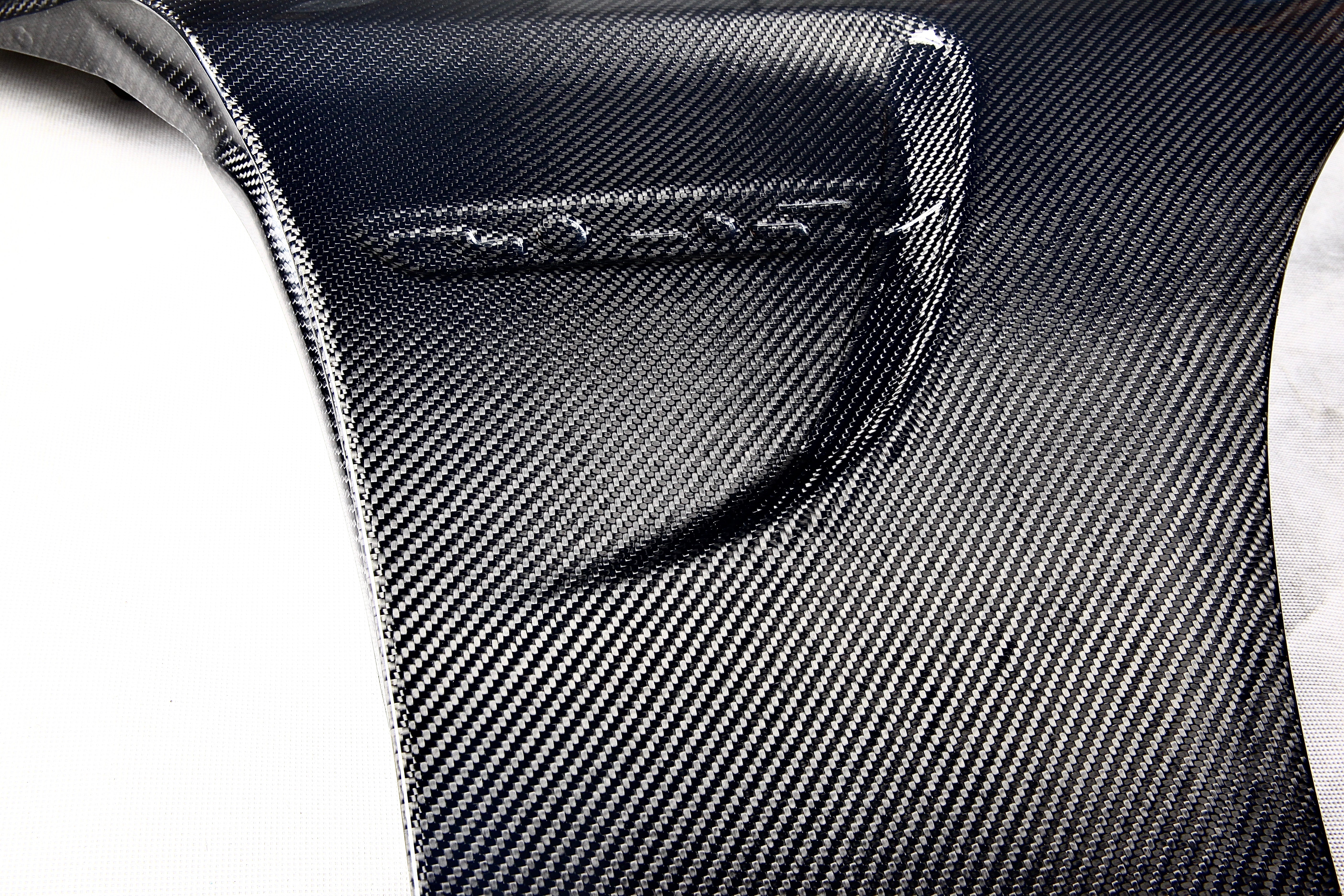 Dry Carbon Fiber OEM Style Fenders - F80 M3 | F82/F83 M4