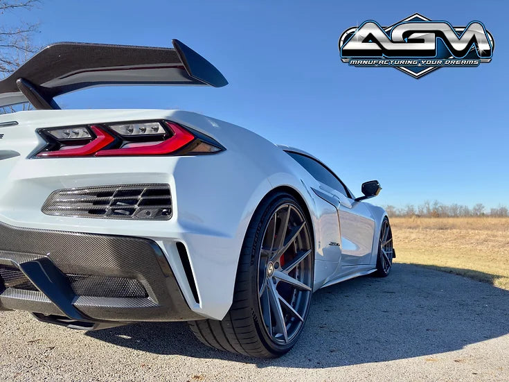 AGM C8 Corvette Z06 / Center Exhaust Carbon Fiber Rear Diffuser