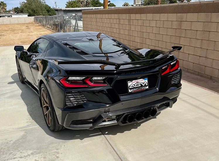 AGM C8 Corvette Z06 / Center Exhaust Carbon Fiber Rear Diffuser