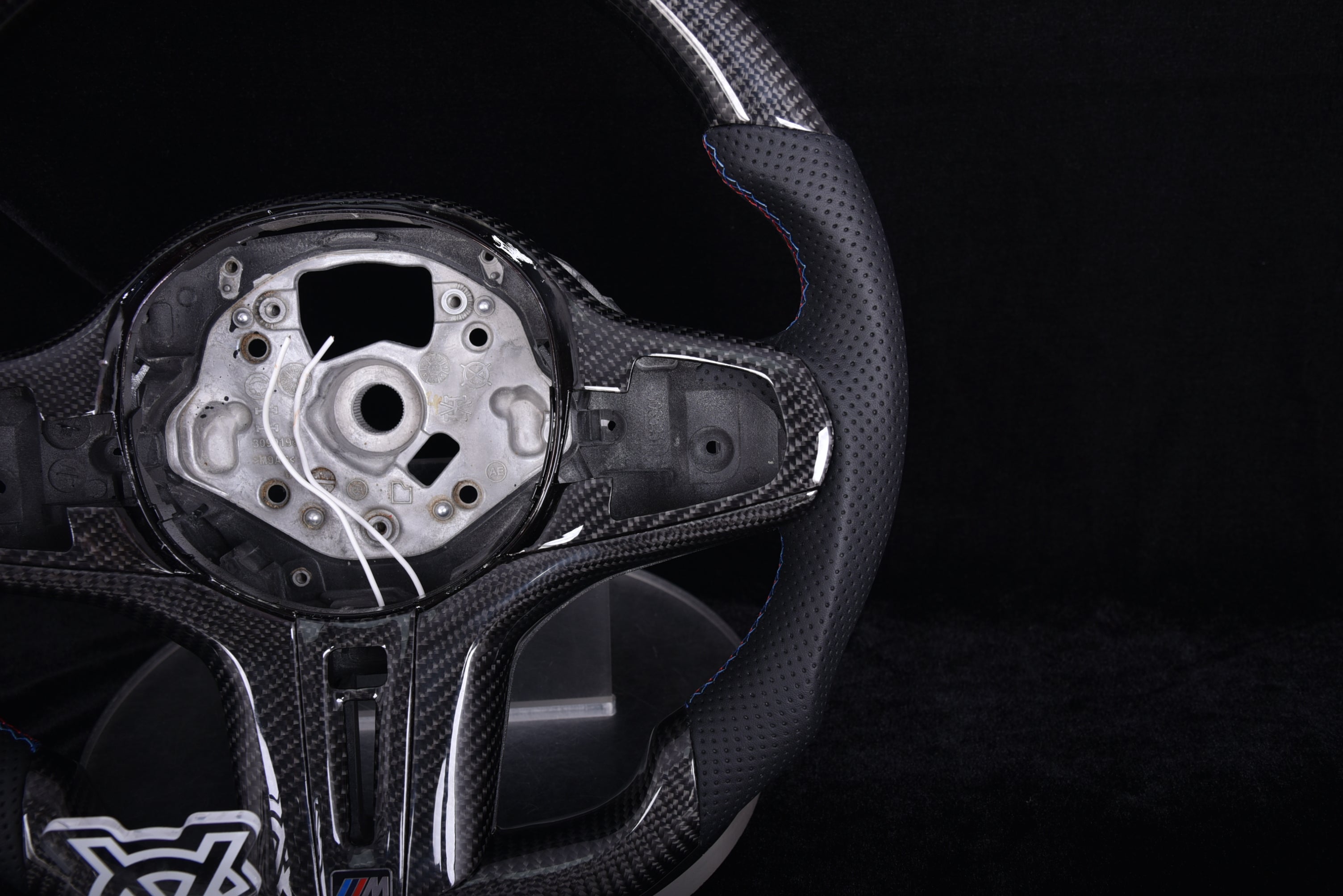 BMW F9X Steering Wheel