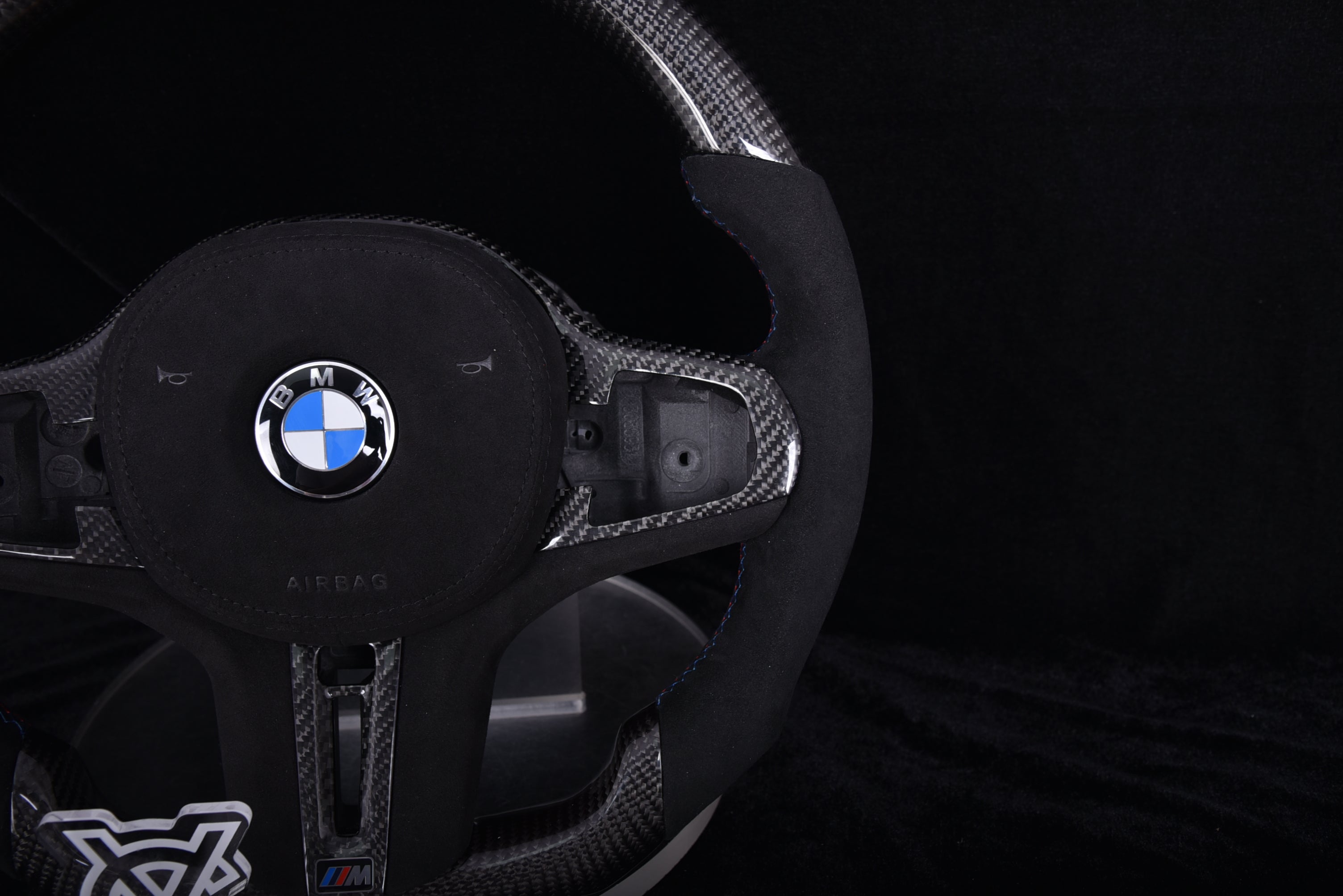 BMW F9X Steering Wheel