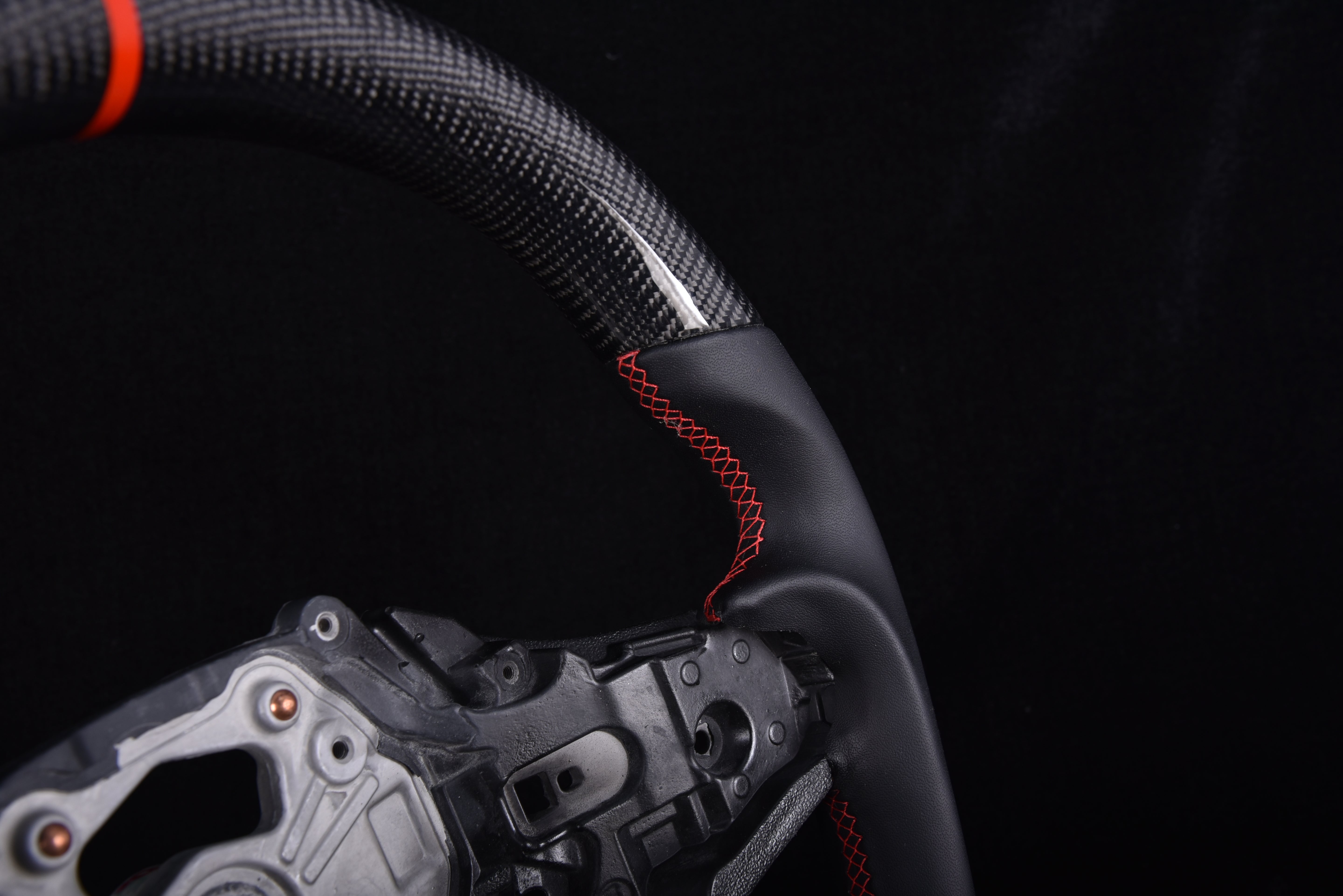 G- Series RED Steering Wheel - | Red Themed | Perforated Leather | Glossy Carbon Fiber |