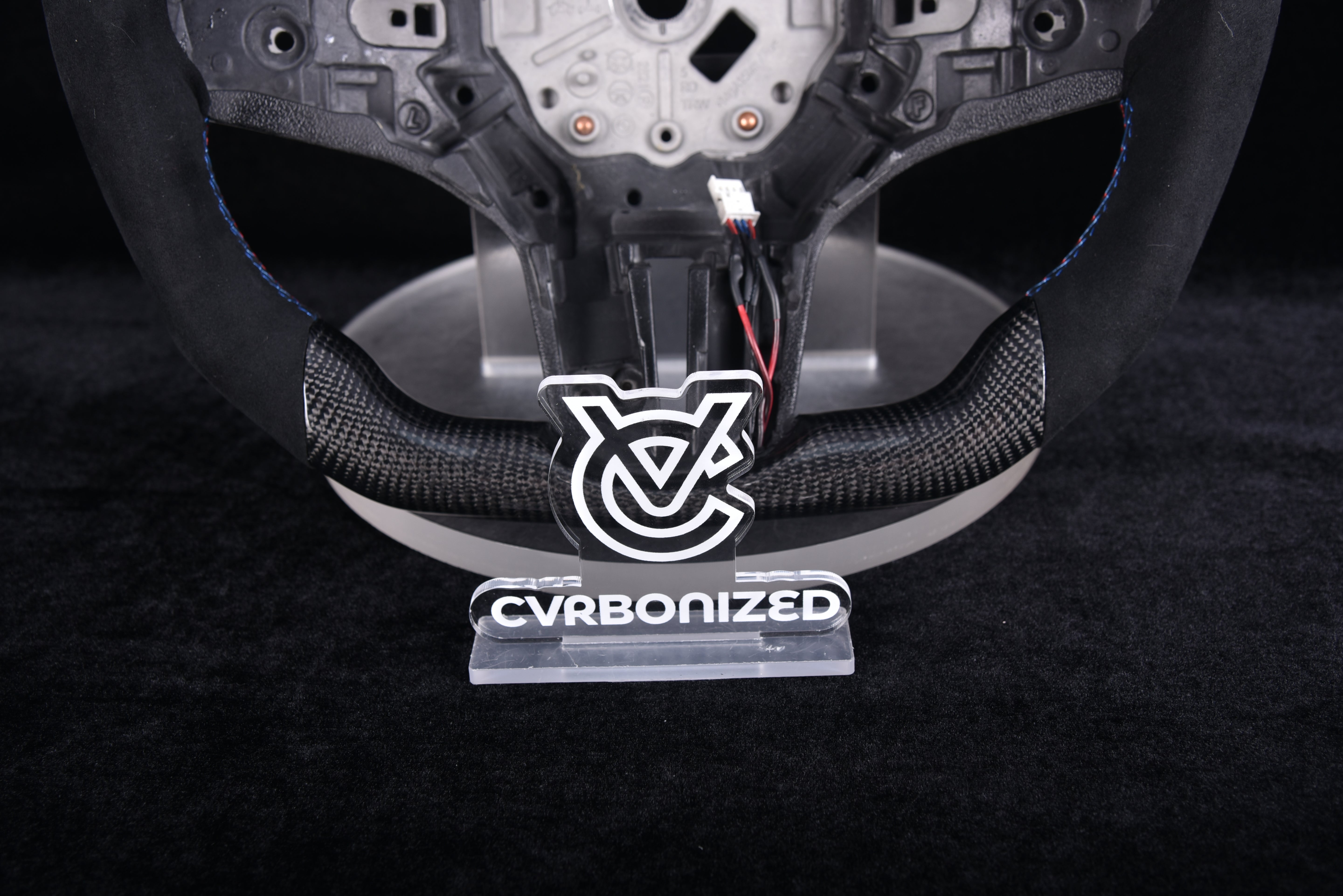 G-Series M DESIGN V2 Steering Wheel - M Colors | Alcantara | Glossy Carbon Fiber |