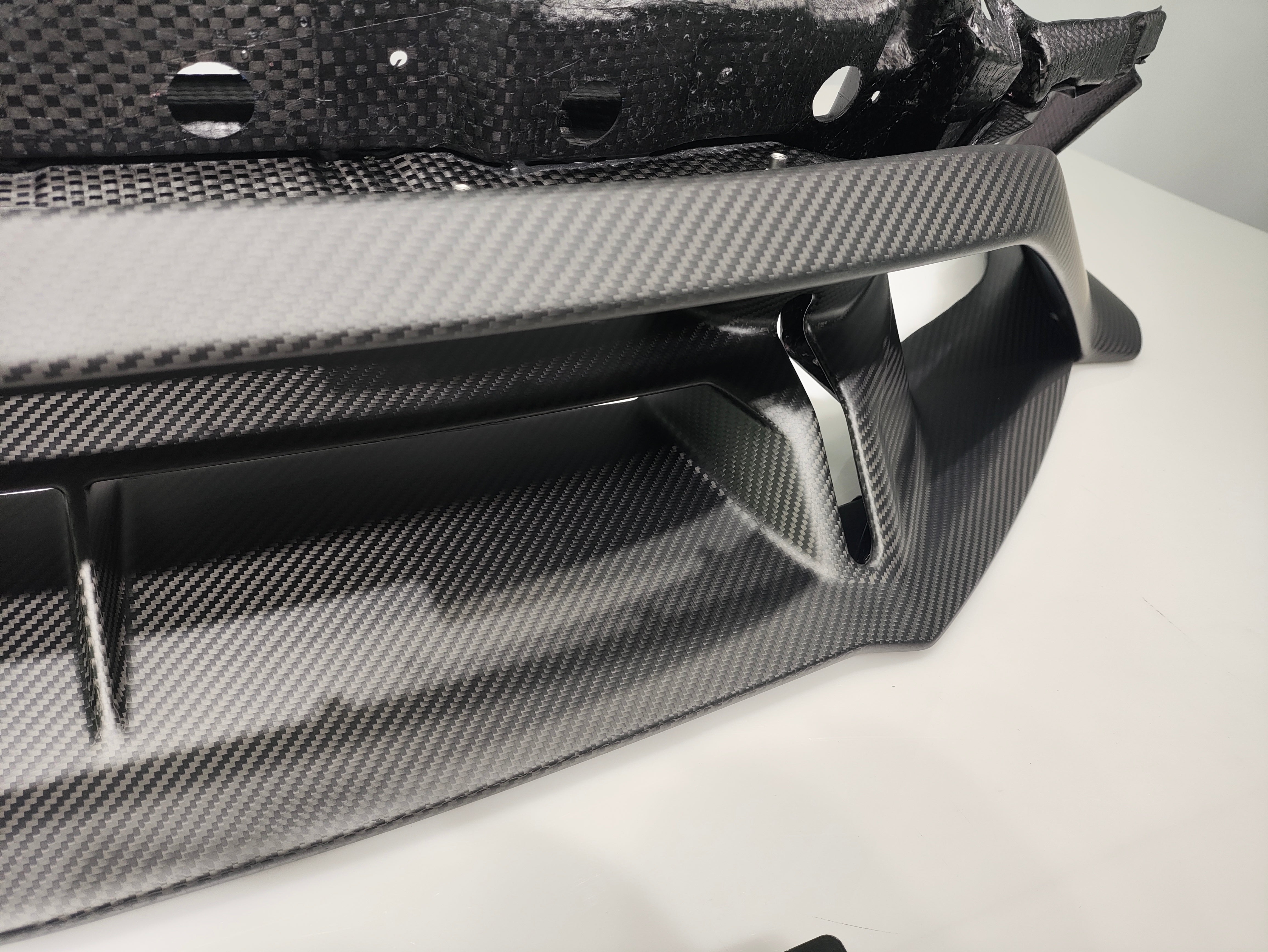 Dry Carbon Fiber Front Diffuser - Lamborghini STO