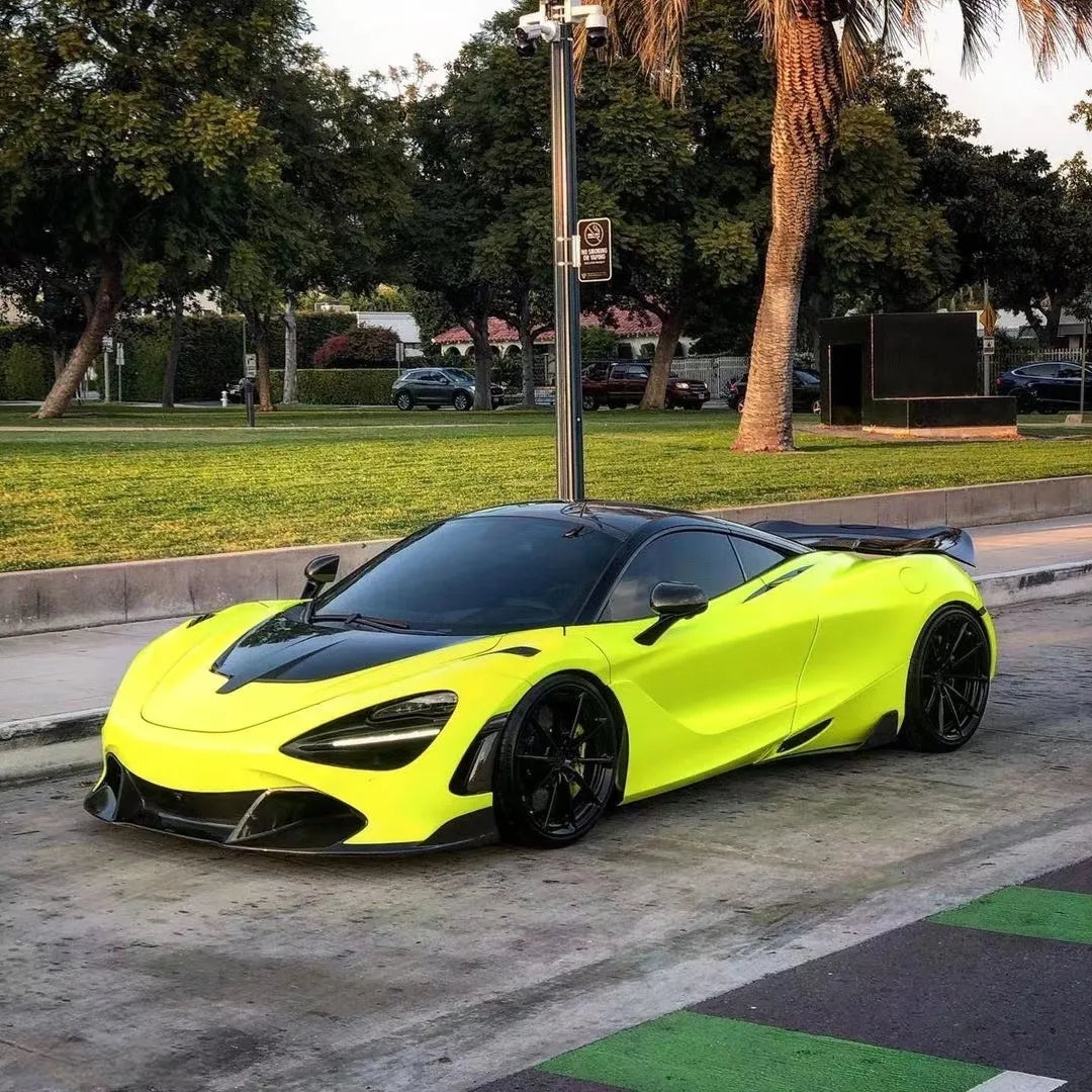 Dry Carbon Fiber V-Style Front Fenders - Mclaren 720s
