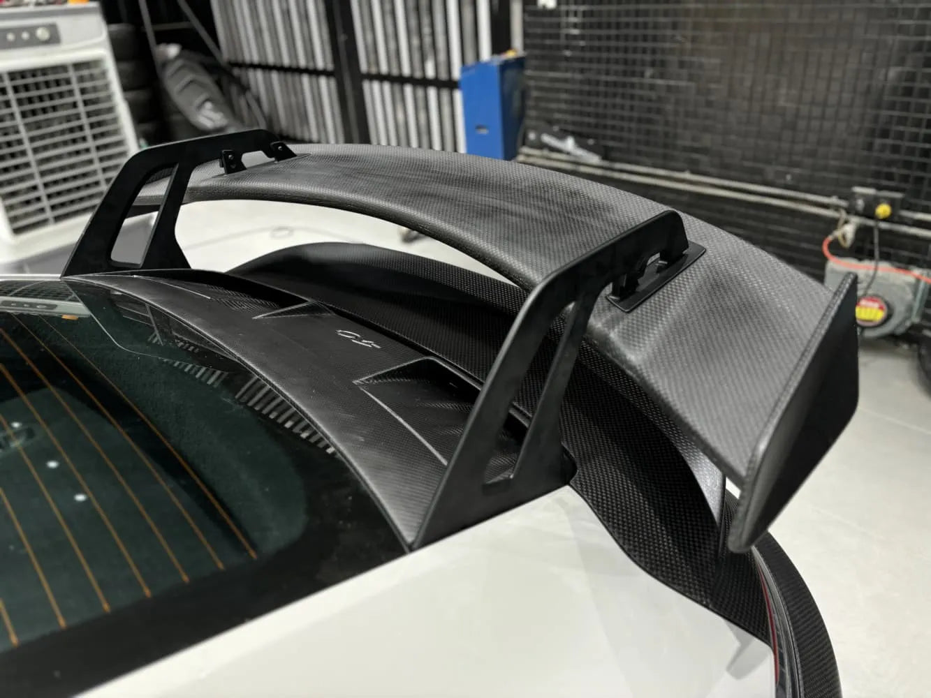 Dry Carbon Fiber GT3 Style Rear Wing + Engine Cover - Porsche 992.1/992.2
