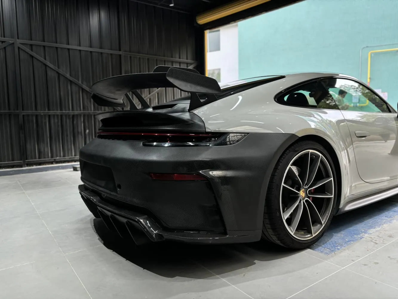 Dry Carbon Fiber GT3 Style Rear Wing + Engine Cover - Porsche 992.1/992.2