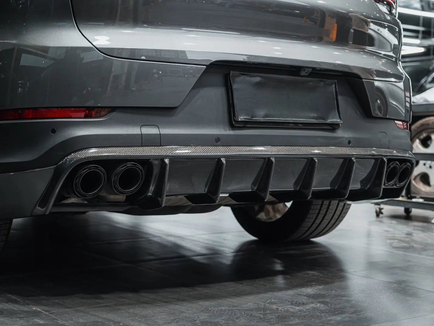 Dry Carbon Fiber Cvrbonized Rear DIffuser - Porsche Cayenne 9Y0.1 (2018-2023)