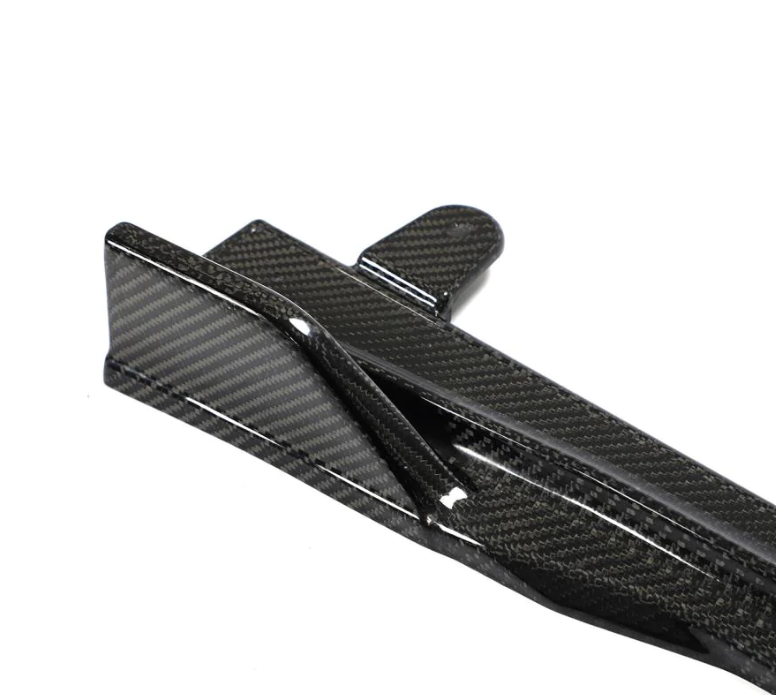 G22/G23 Carbon Fiber Side Skirts