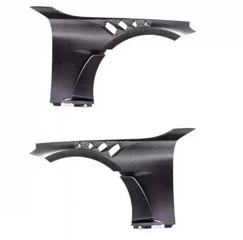 G87 M2 Dry Carbon Vented Fenders